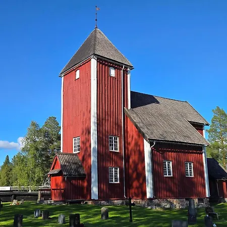 6 Person In Osen * Vika (Innlandet)